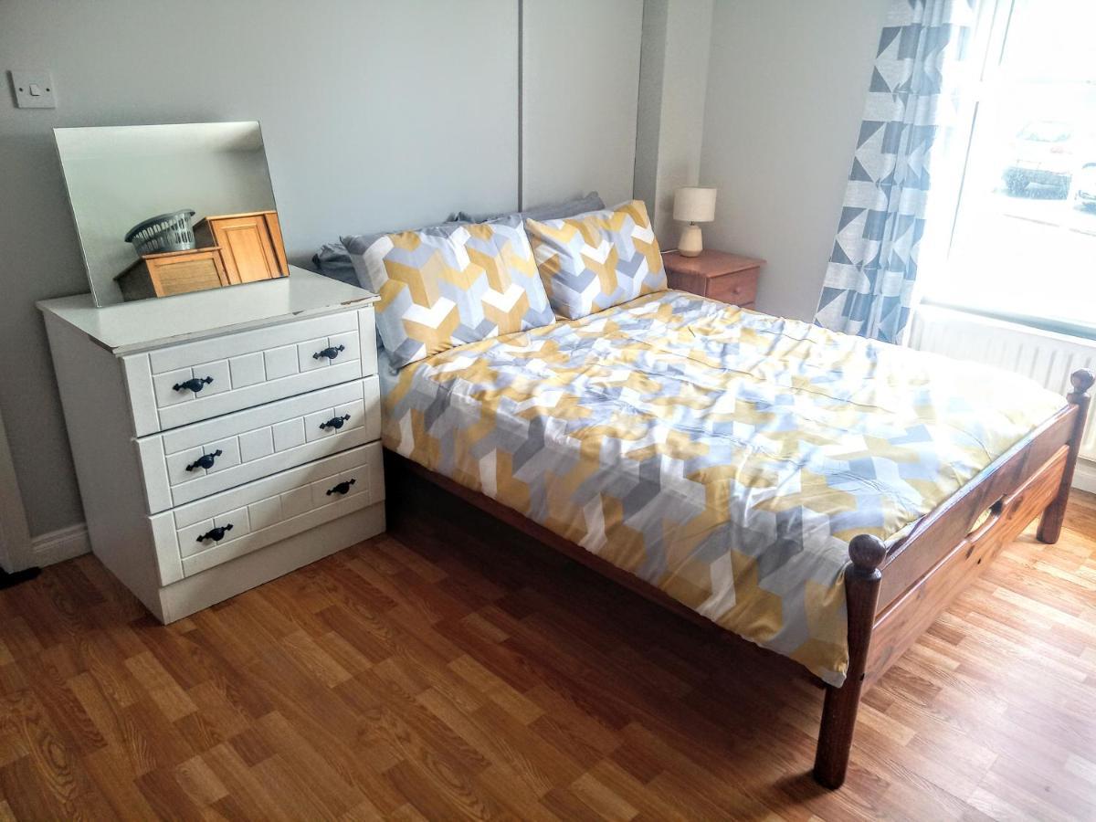 Avondale Accommodation Леттеркенни Экстерьер фото